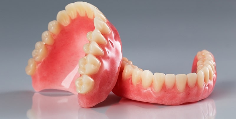 پروتز کامل دندان (دست دندان)